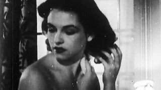 Charming Femininity - 1940s