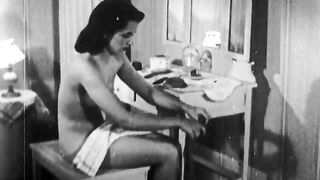 Charming Femininity - 1940s