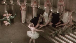 Glorifying The American Girl - 1929
