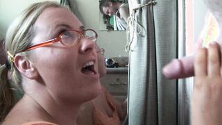 Pamela Dolly | Bathroom bang!
