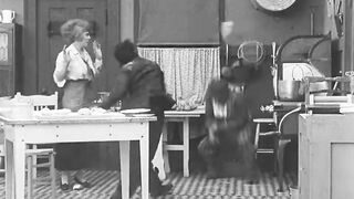 Charlie Chaplin - The Pawnshop - 1916