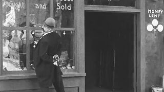 Charlie Chaplin - The Pawnshop - 1916