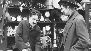 Charlie Chaplin - The Pawnshop - 1916