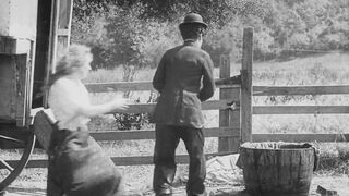 Charlie Chaplin - The Vagabond - 1916