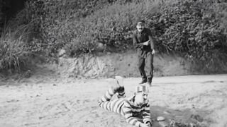 Charlie Chaplin - The Adventurer - 1917