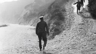 Charlie Chaplin - The Adventurer - 1917