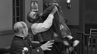 Charlie Chaplin - The Kid - 1921