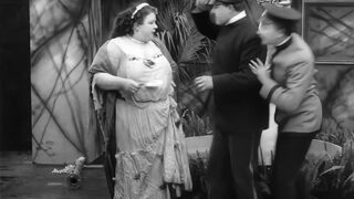 Charlie Chaplin - A Night in the Show - 1915