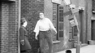 Charlie Chaplin - Easy Street - 1917