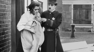 Charlie Chaplin - Easy Street - 1917