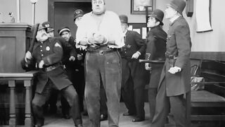 Charlie Chaplin - Easy Street - 1917