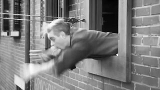 Charlie Chaplin - Easy Street - 1917