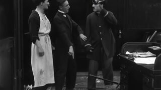 Charlie Chaplin - The Bank - 1915
