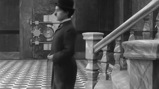 Charlie Chaplin - The Bank - 1915