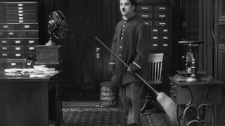 Charlie Chaplin - The Bank - 1915